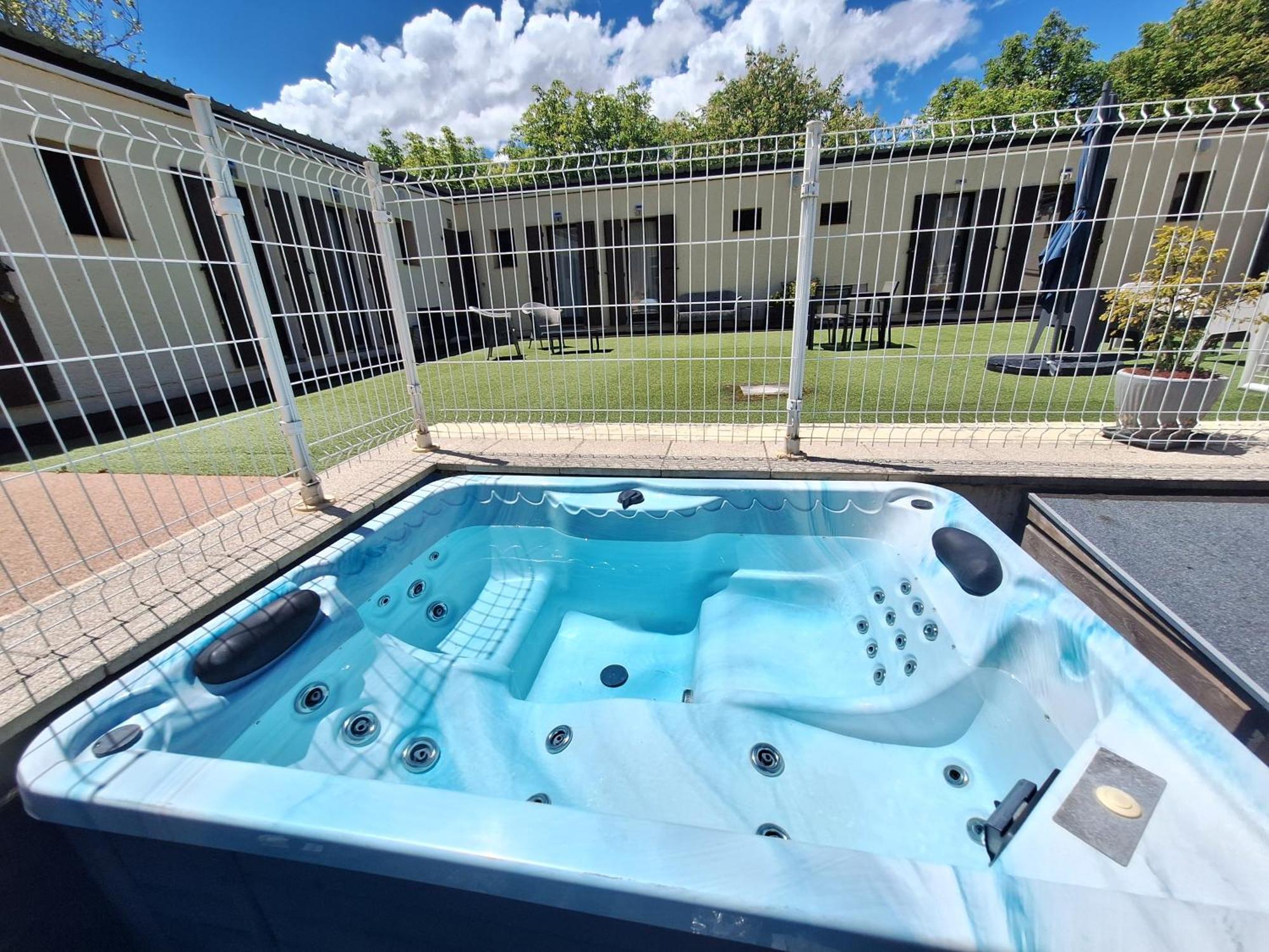 Hotel Le Connetable Saint-Bonnet-en-Champsaur Zewnętrze zdjęcie