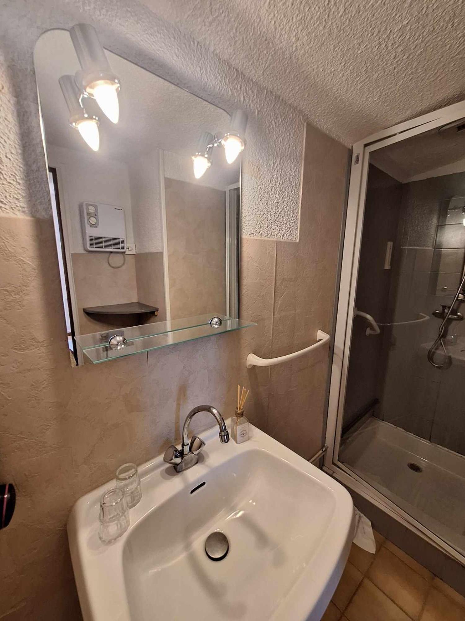 Hotel Le Connetable Saint-Bonnet-en-Champsaur Zewnętrze zdjęcie
