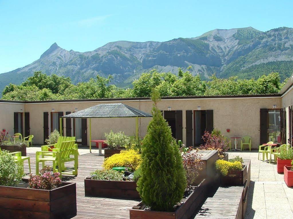 Hotel Le Connetable Saint-Bonnet-en-Champsaur Zewnętrze zdjęcie